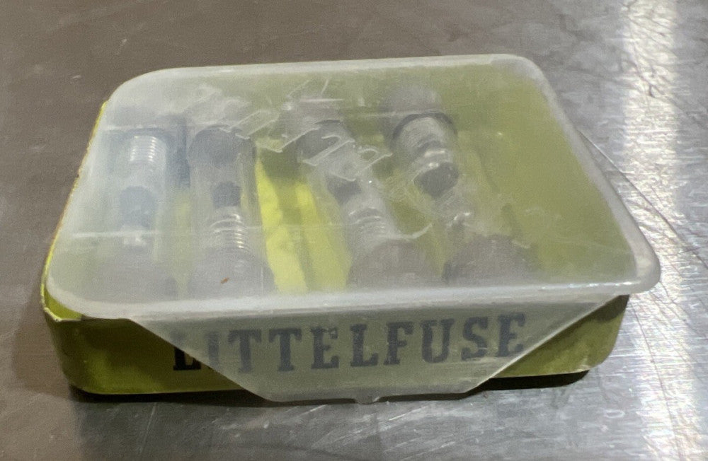 PACK OF 4 LITTELFUSE 3AG 3/8A SB FUSES Nos Surplus