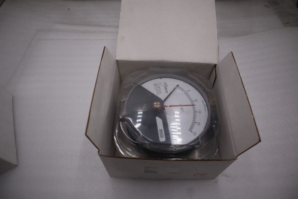 NEW IN BOX WIKA Model A2G-10 Air 2 Guide Differential pressure gauge 0-25 #H998