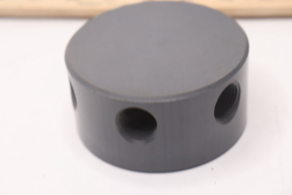 Round Manifold Gray 3/4" Center Hole