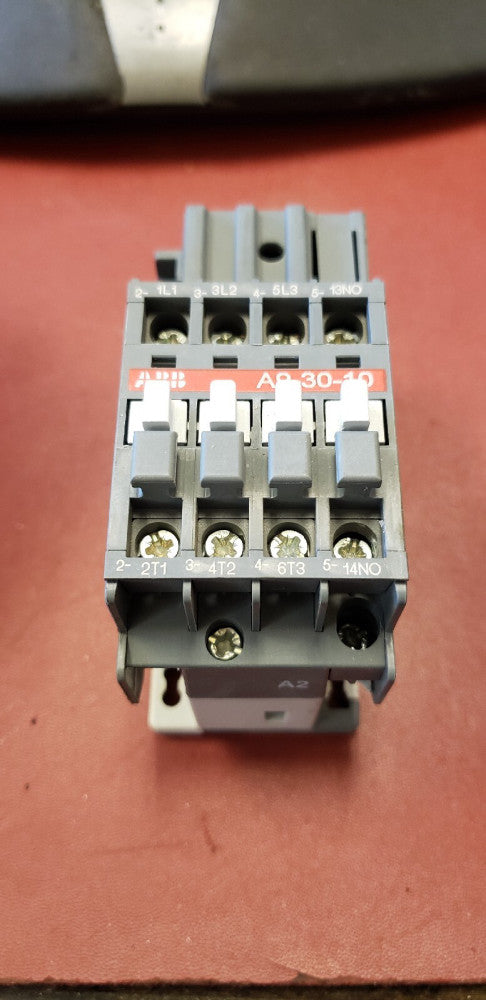 NEW ORIGINAL OEM ABB A9-30-10 Contactor 110/120V Coil  (F1-5B)