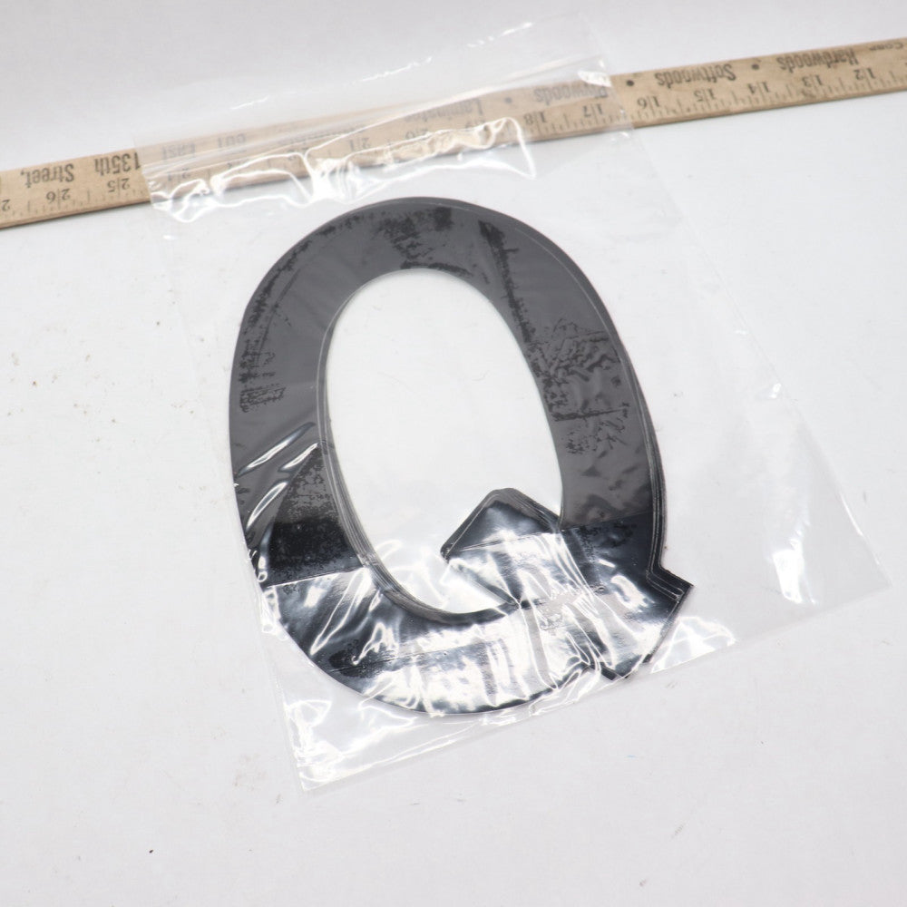 (10-Pk) Single Letter Die-Cut Labels Q 8"