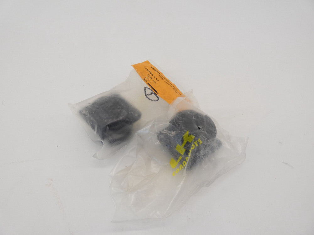 *Lot of 2* LK Connector LKA Series LK37MP 13A 200VAC/250VDC Round - NEW Surplus!