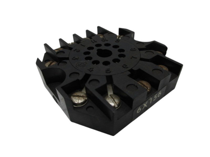 MAGNECRAFT 70-170 PANEL MOUNT SOCKET  UNMP