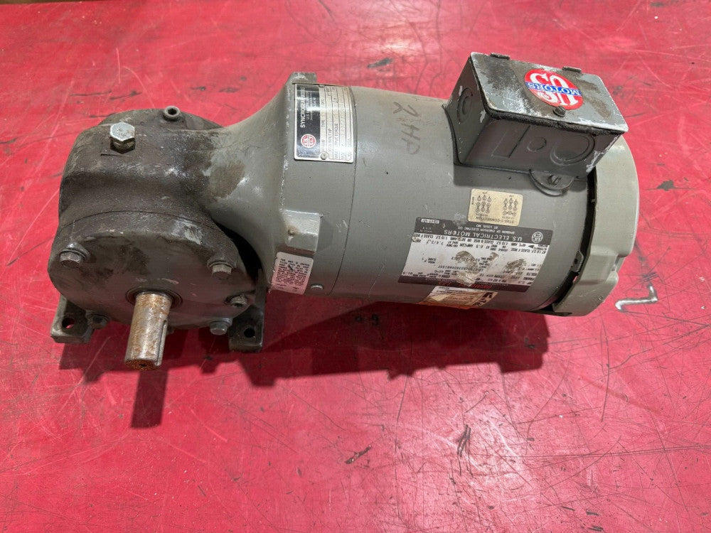 UNUSED U.S. MOTORS 2HP GEARMOTOR TYPE GWP 14:1 RATIO E431/X03X034R046F