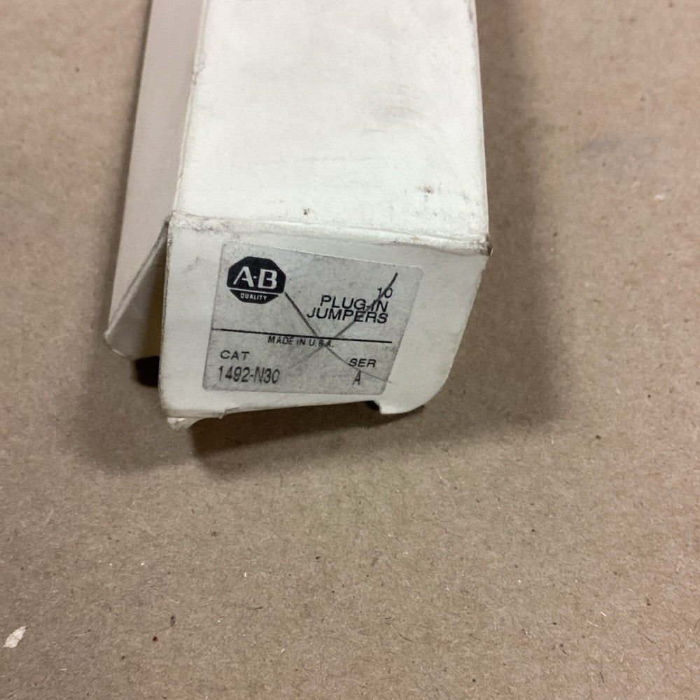 ALLEN BRADLEY  1492-N30 SER. A  POLE JUMPER STRIPS 6 Strips A58