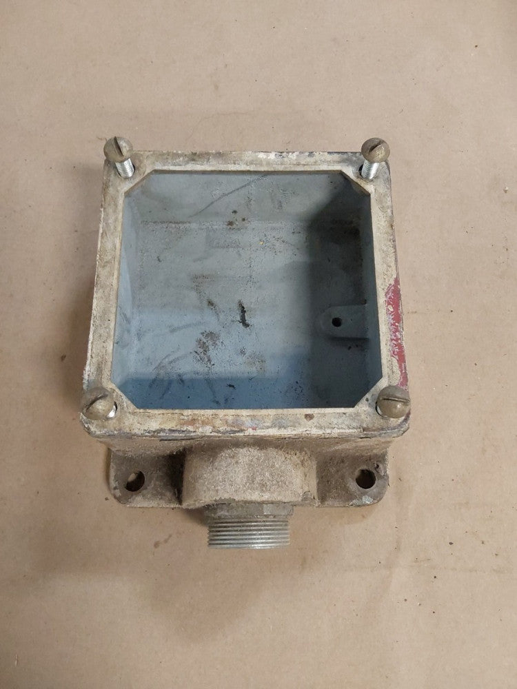 Crouse-Hinds AJ46 Back Box 1-1/2"