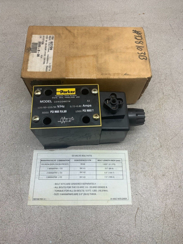 NEW IN BOX PARKER HYDRAULIC SOLENOID CONTROL VALVE 110/120V. COIL D3W20HNYW 32
