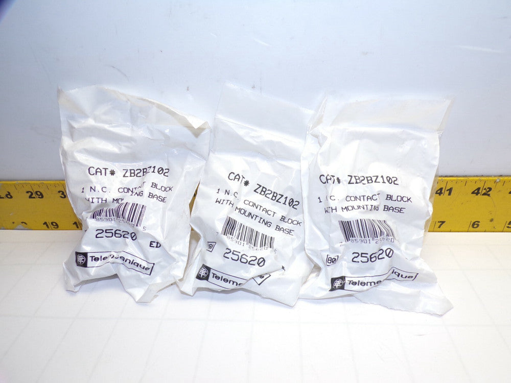 3) NEW TELEMECANIQUE 1 N.C. CONTACT BLOCK W/ MOUNTING BASE  ZB2BZ102 LOT OF 3