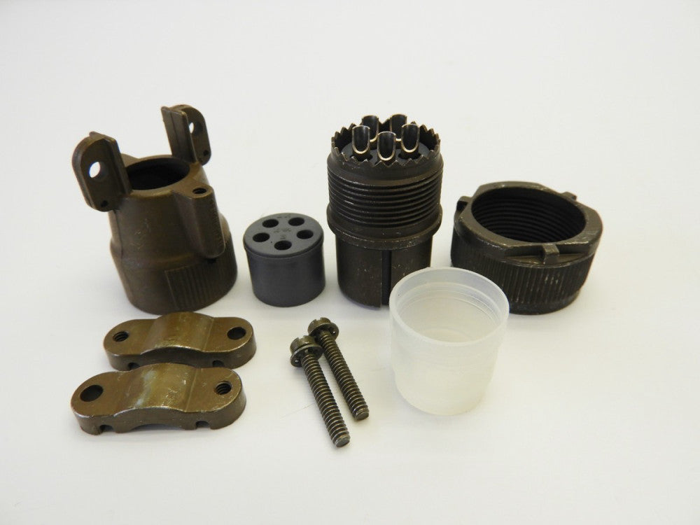 ITT Cannon CA06R18-11S 5 Position Circular Connector 7916518