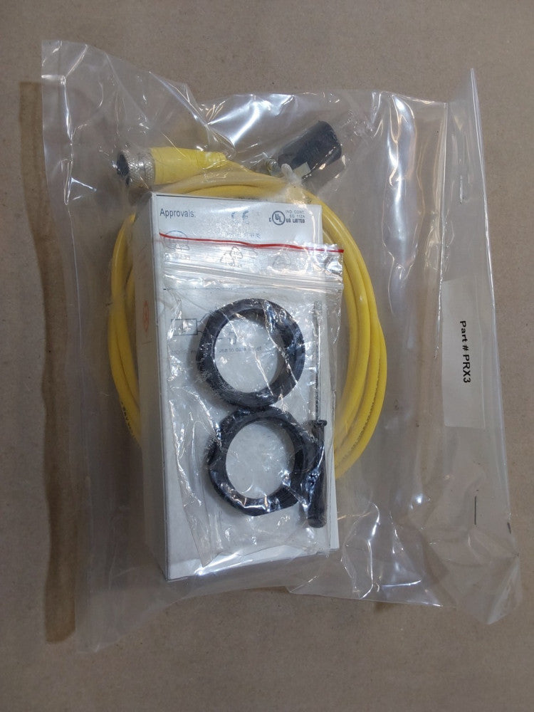 IFM KI0054 Proximity Switch Sensor  KI-2200NFB0AP2T/LS100  New With Cable 