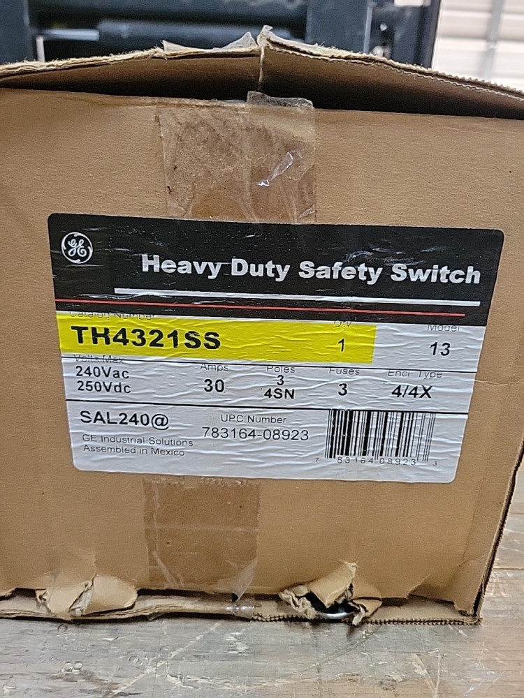 General Electric TH4321SS 3P3W 30 Amp 240 Vac Safety Switch NEW