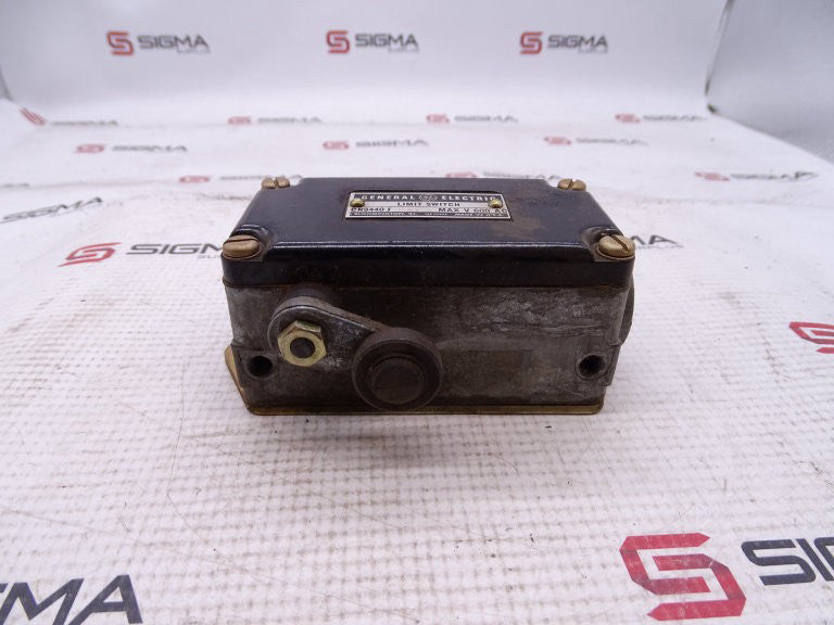 GENERAL ELECTRIC CR9440J2A SWITCH