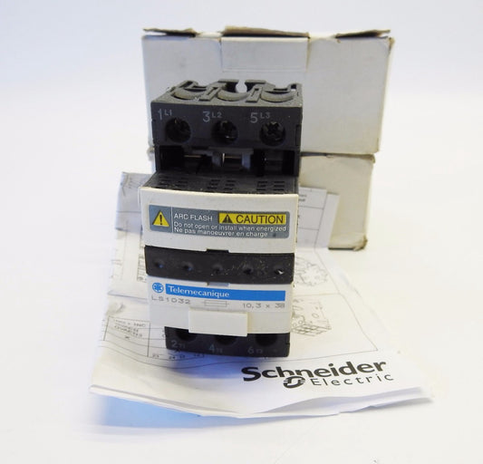 (Lot of 2) Telemecanique 027305 Fuse Holder LS1D32 NEW