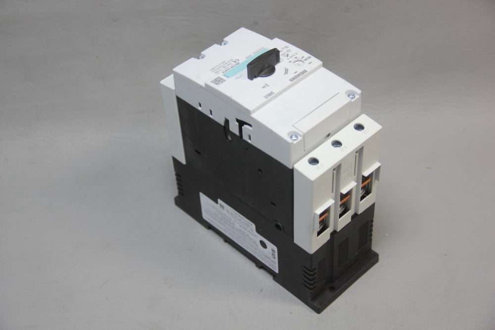UNUSED SIEMENS SIRIUS MOTOR STARTER 3RV1041-4JA10