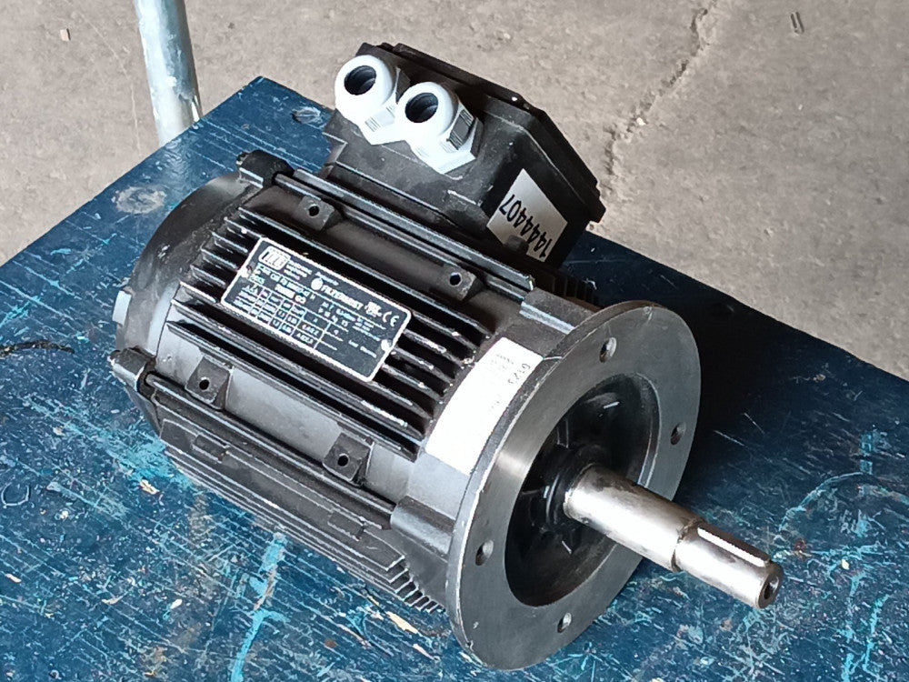 TEE Electric Motors Q3E FB 80M2D-42 H Electric Motor, 3~ Mot, IP55, Filtermist