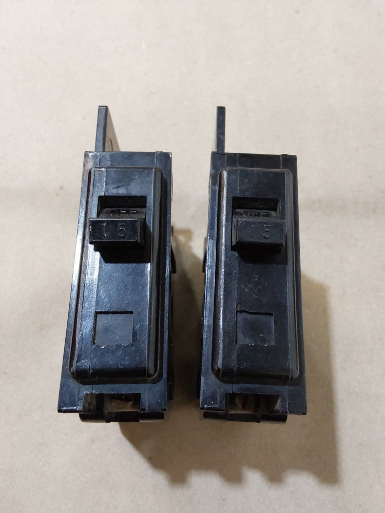  BQ1B015 ITE Gould Circuit Breaker  120V (LOT OF 2)