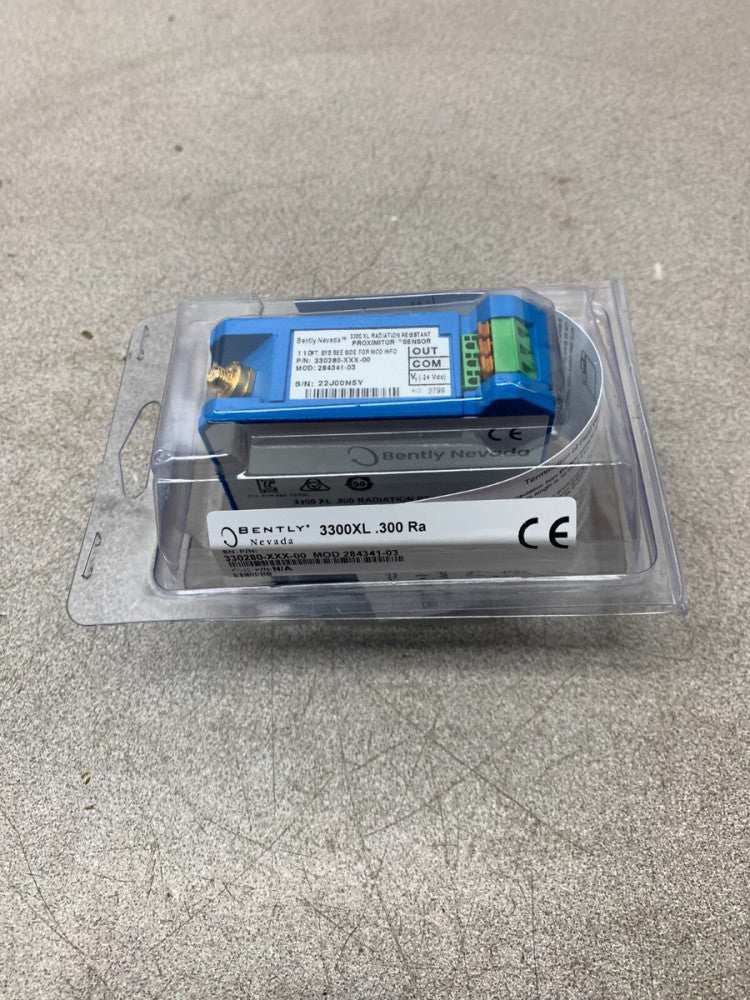NEW IN PACKAGE BENTLY NEVADA 3300XL PROXIMITOR SENSOR 330280-XXX-00