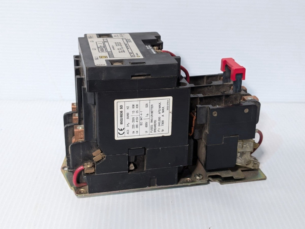 Schneider / Square D 8536DO1S motor starter, NEMA sz 2, with 110/120 VAC coil