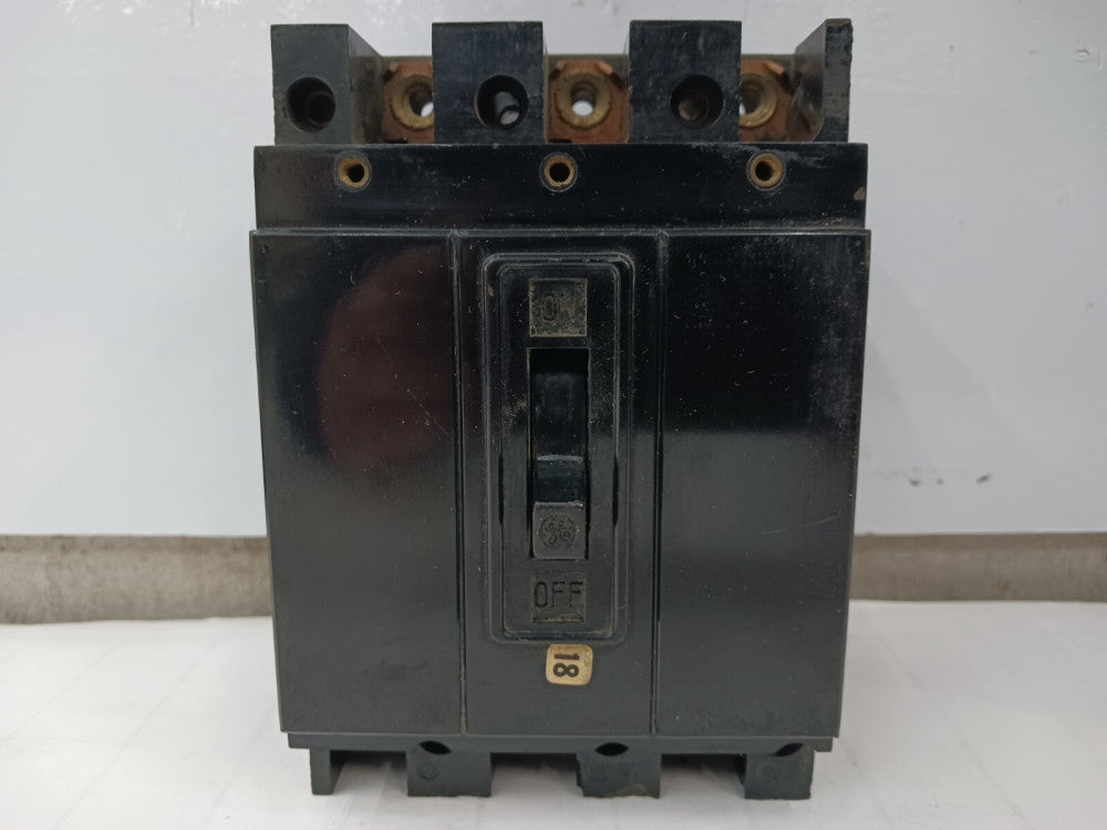 GE 20 AMP CIRCUIT BREAKER 3 POLE 240 VAC TE32020
