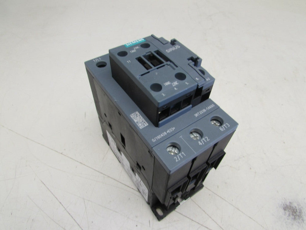 SIEMENS SIRIUS CONTACTOR 3RT2038-1AK60  XLNT USED TAKEOUT MAKE OFFER !!
