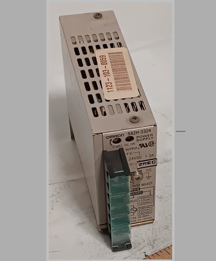 Omron S82H-3324 Switching Power Supply 24vdc, 1.3Amps, 120/240vac, 30W