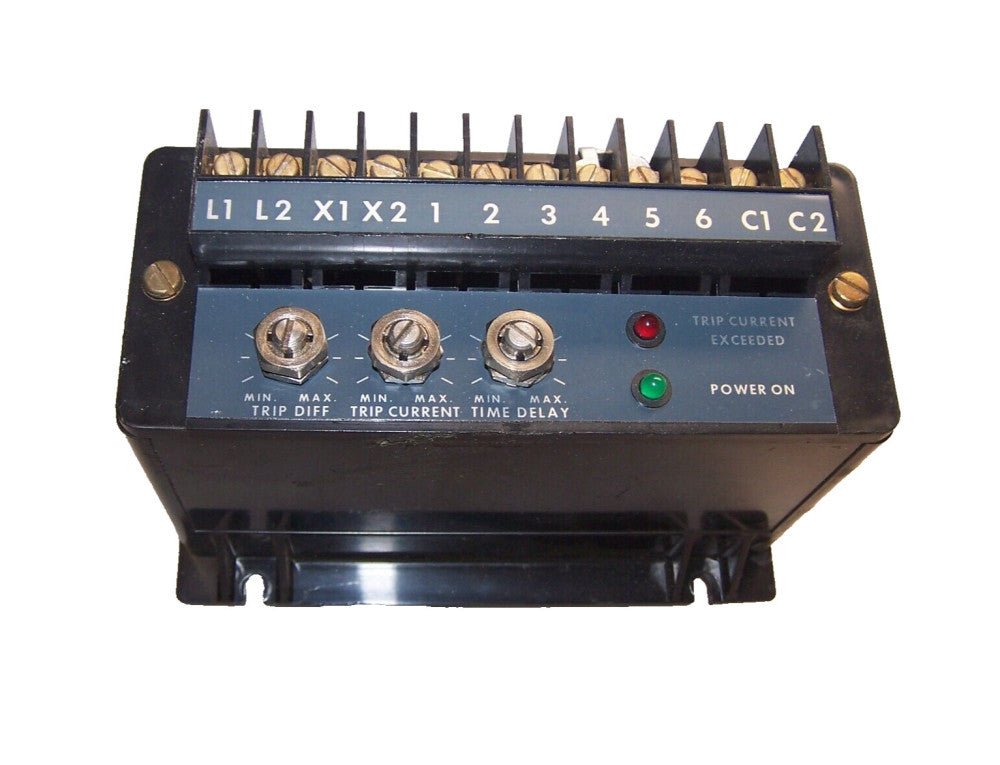 ALLEN BRADLEY 809S AC CURRENT RELAY 120 VAC  809S-AB100A1