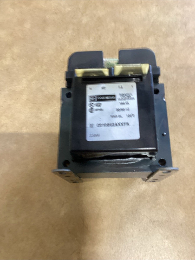 Cutler Hammer C0100E2AXXFB Industrial Control Transformer 100 VA 