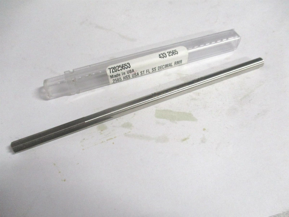 (E2053008) 1/8" x 3/8" x 3/8" x 3-1/16" OAL Cobalt 4 Flute Square End Mill 