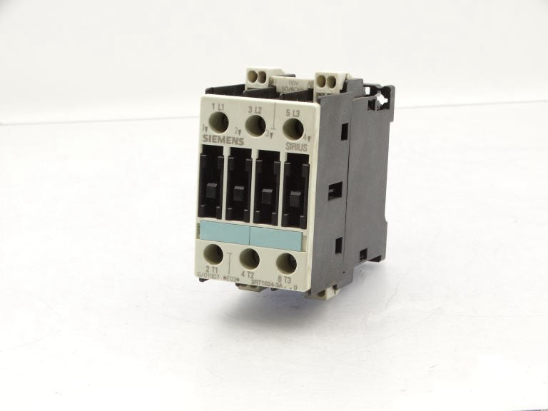 SIEMENS 3RT1024-3AG20 Contactor - Used