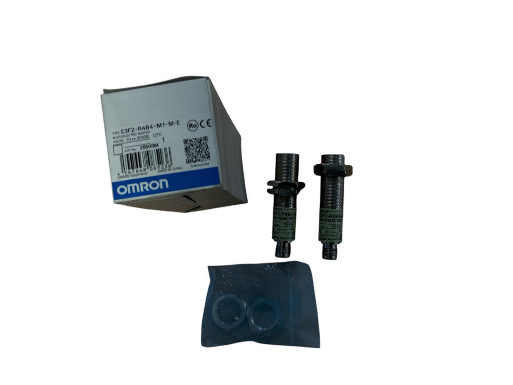 2 PCSOmron E3F2-R4B4-M1-M-E, M18 Retro-Reflective Photoelectric Sensor, PNP, 24V