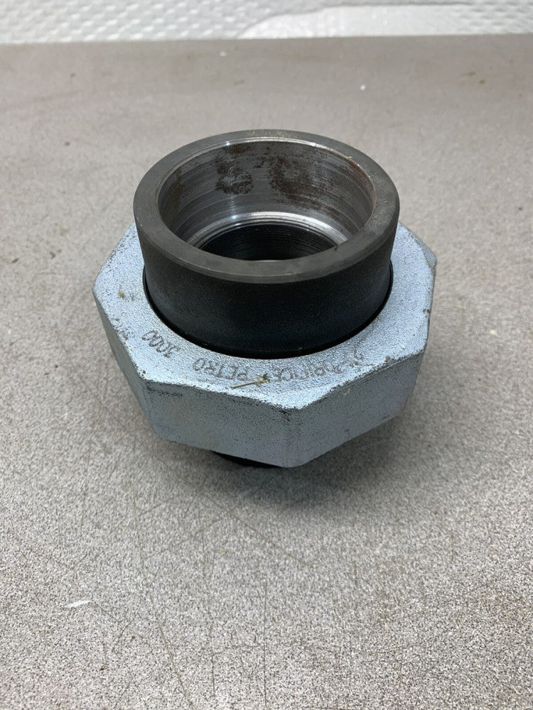 NEW PETRO 2" 3000 THREADED SPLIT COUPLING UNION FITTING A105
