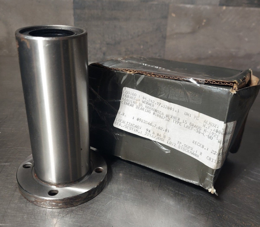 LMEF30LUU Round Flanged Linear Bearing Ball Bushing Bore Sealed 30 x 47 x 123mm