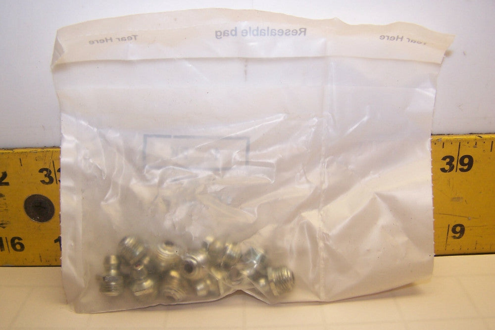 10) NEW MCMASTER-CARR 1/8" STRAIGHT PTF MALE GREASE FITTING  1095K65  LOT OF 10