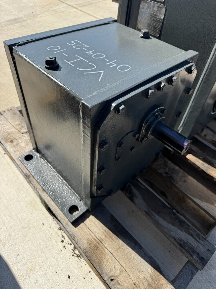 USED FALK 70FZ3A ENCLOSED GEAR DRIVE 132.20 RATIO 32-70FZ3A