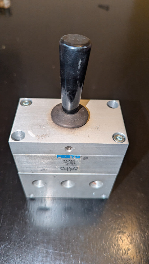FESTO 4577 H-5/3-1/4 TOGGLE LEVER VALVE 