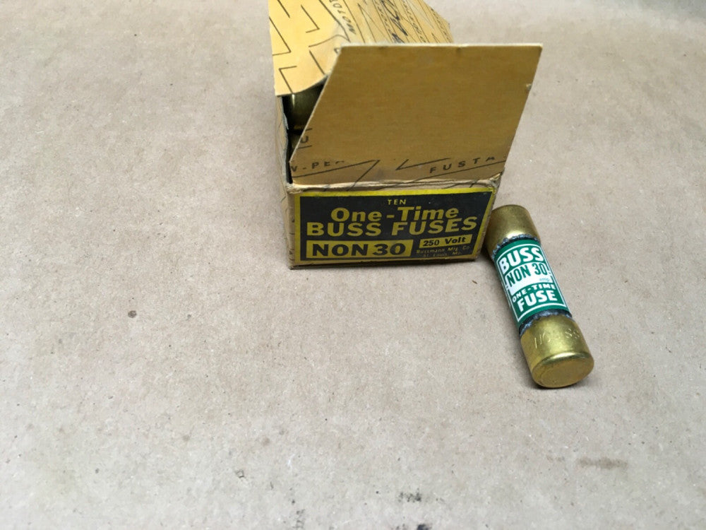 Box of 9 One-Time BUSS Fuses NON30 250 Volt (KB)
