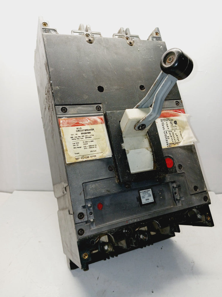 GE SKPA36AT000 800 AMP CIRCUIT BREAKER 3 POLE 600 VAC W/ 800 AMP PLUG