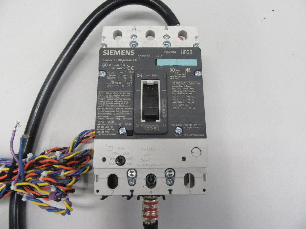 SIEMENS CIRCUIT BREAKER HFK3B225MA2REX6 TYPE HFGB 225A 600Y/347V-250V MAX 3P 1 Y