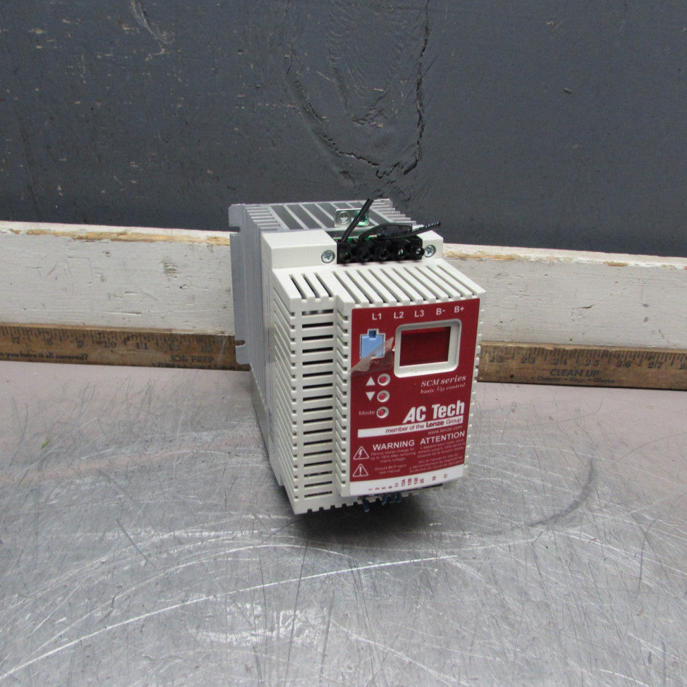 AC TECH SM450 ,5 hp/3.7kW DRIVE ,3ph/ 400/480V/ 10.6A, GOOD TAKEOUT! MAKE OFFER!