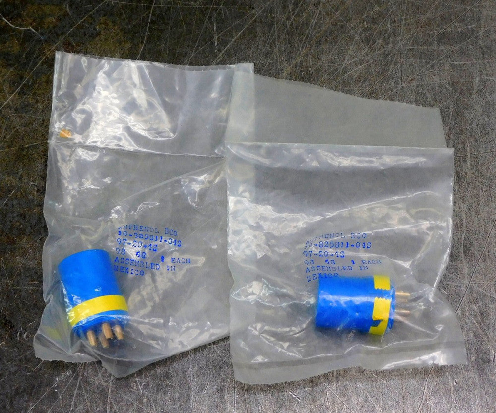 Amphenol 10-825811-04S Female Straight Circular Connector 4-Pin Lot of Two (2)