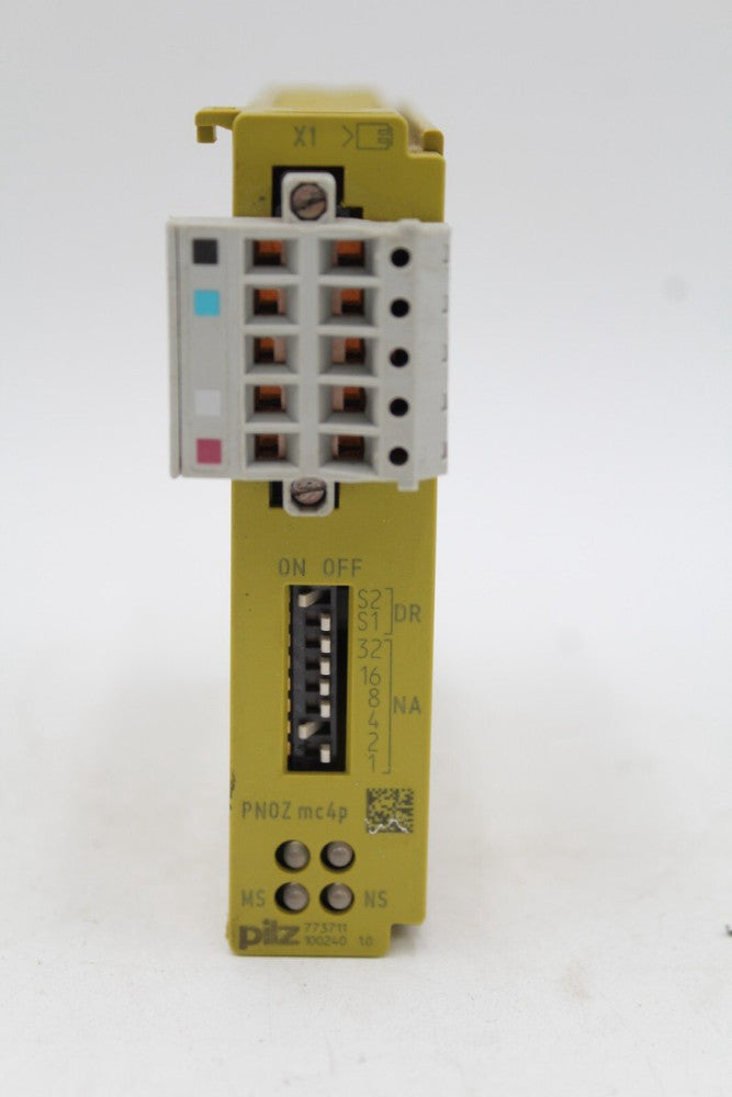 Pilz PNOZ mc4p Safety Relay