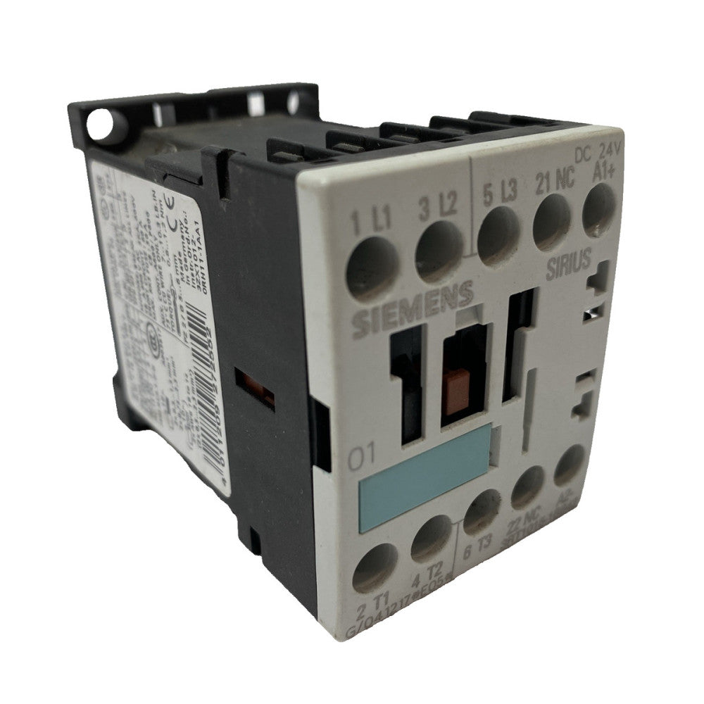 Siemens 3RT1015-1BB42 Power Conctactor AC-3 7 A, 3 kW / 400 V 1 NC, 24 V DC