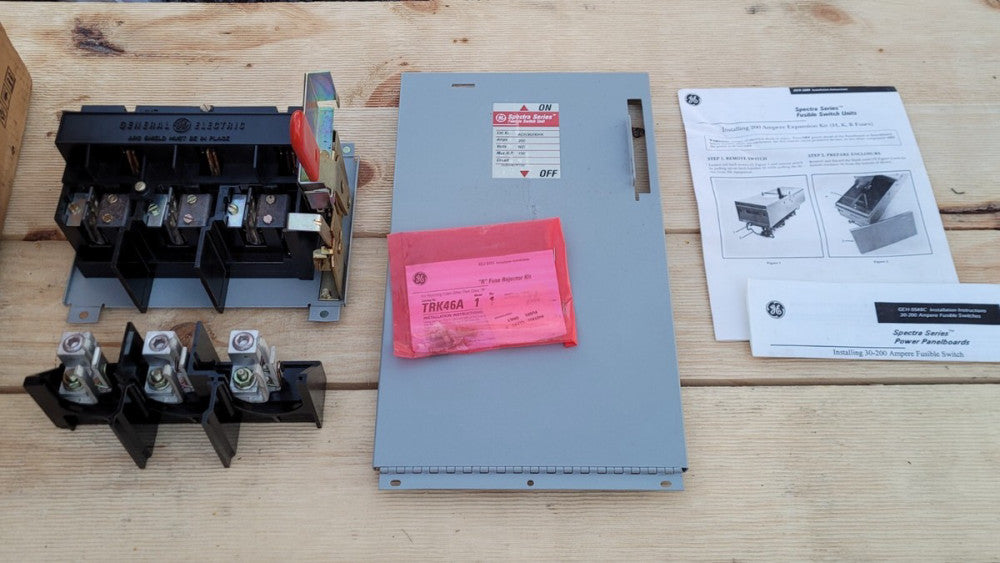 NOS GE Spectra ADS36200HK Fusible Switch Unit 200A 600V 150 Max HP