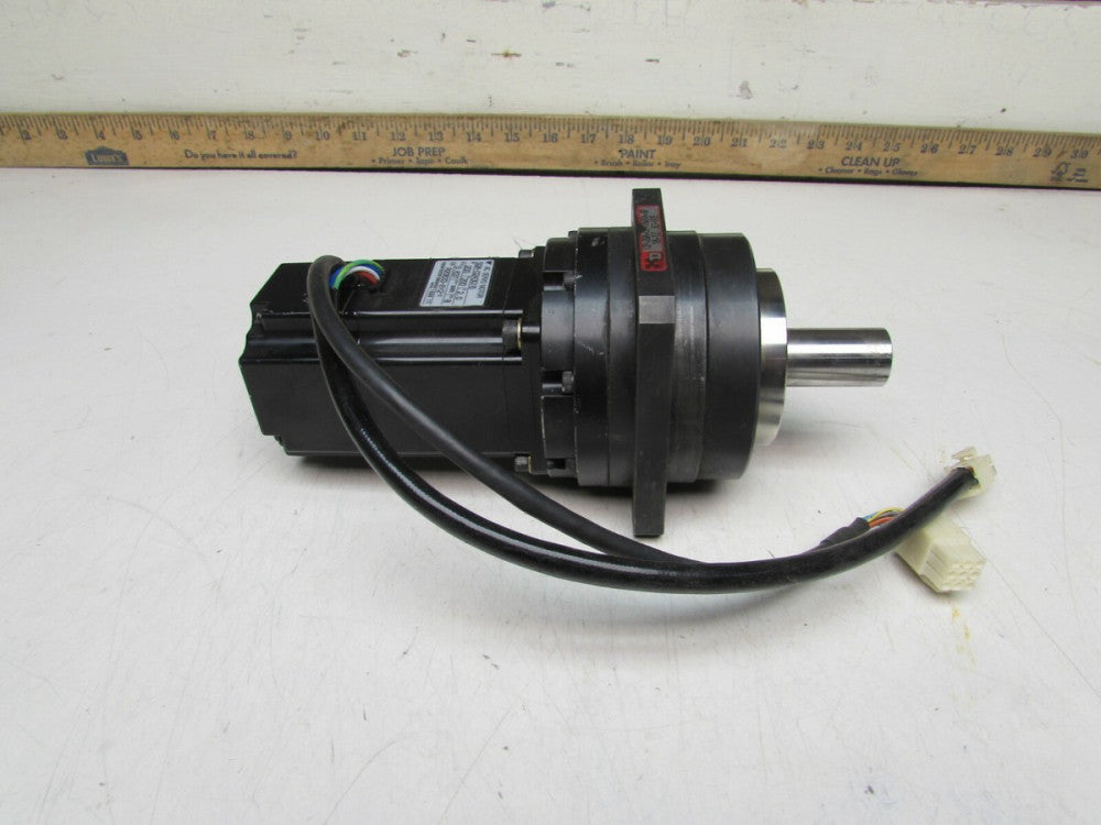 YASKAWA SGM-02A3G16, AC SERVO MOTOR, 200W, 200V, 2.0A, GOOD TAKEOUT MAKE OFFER! 