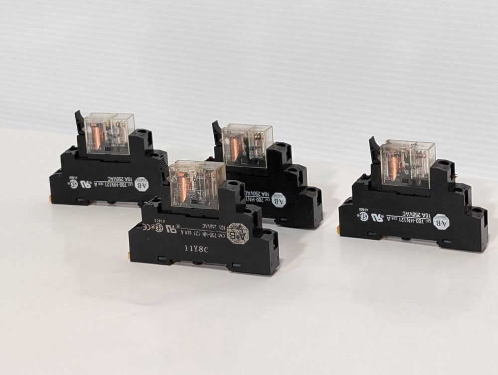 Lot of 4 Allen Bradley 700-HN121 Relay Socket, 5 Pin, with Omron G2R-1-S Relay
