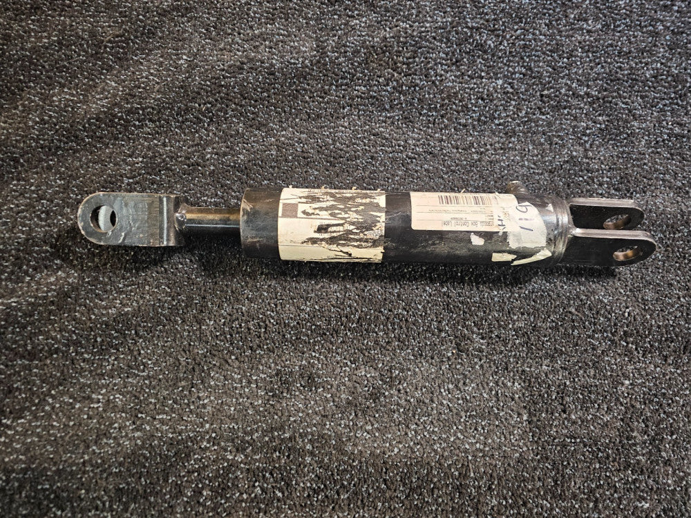 546014 Hydraulic Cylinder For Tow-Behind Aerators 2.5" Bore x 8" Stroke 3000psi