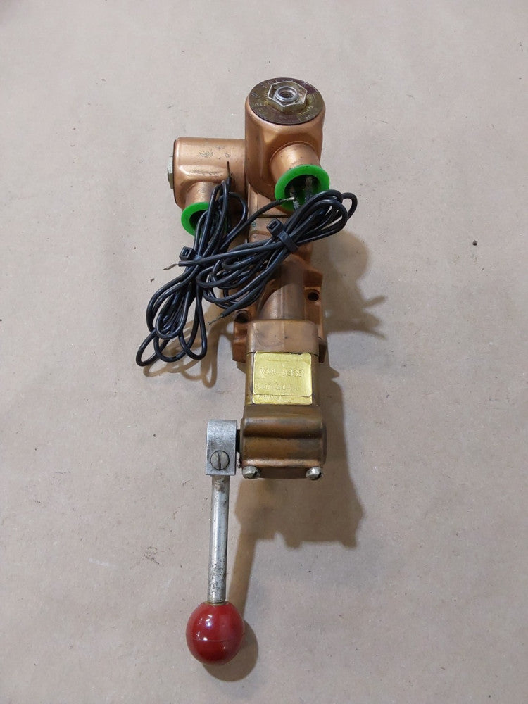 VERSA VAA-5333 H-U-114-2072 5 WAY VALVE 