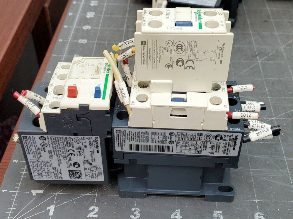 SCHNEIDER LC1 D18, LRD 21, LADN2O CONTACTOR RELAY SET 120V coil [B2B3]