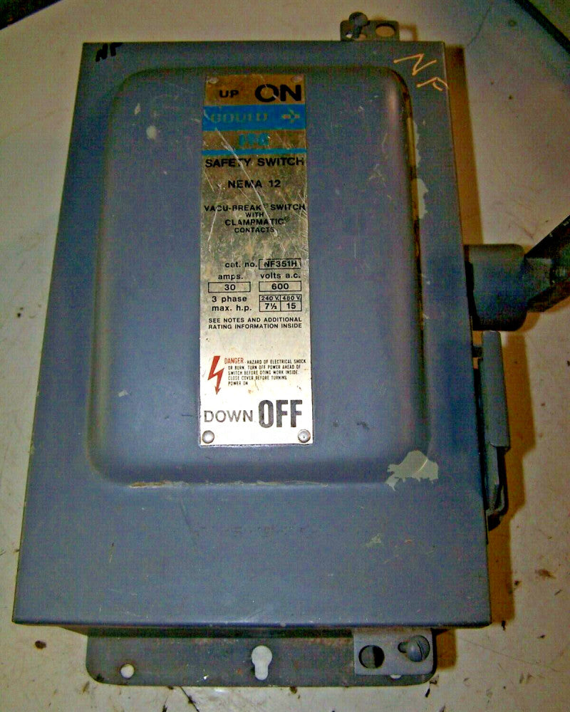 GOULD ITE 30 AMP NON-FUSED SAFETY SWITCH 600 VAC 15 HP 3 PHASE TYPE 12 NF351H