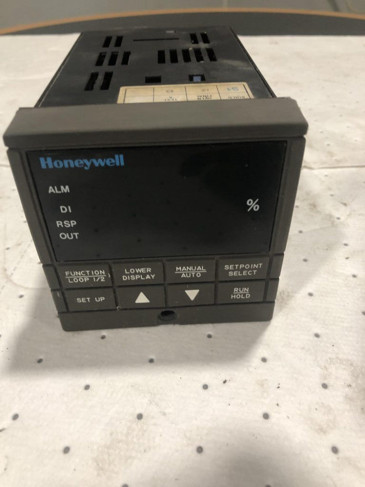 Honeywell DC330BKE00020000000000 UDC3300 Universal Digital Temperature Contro...